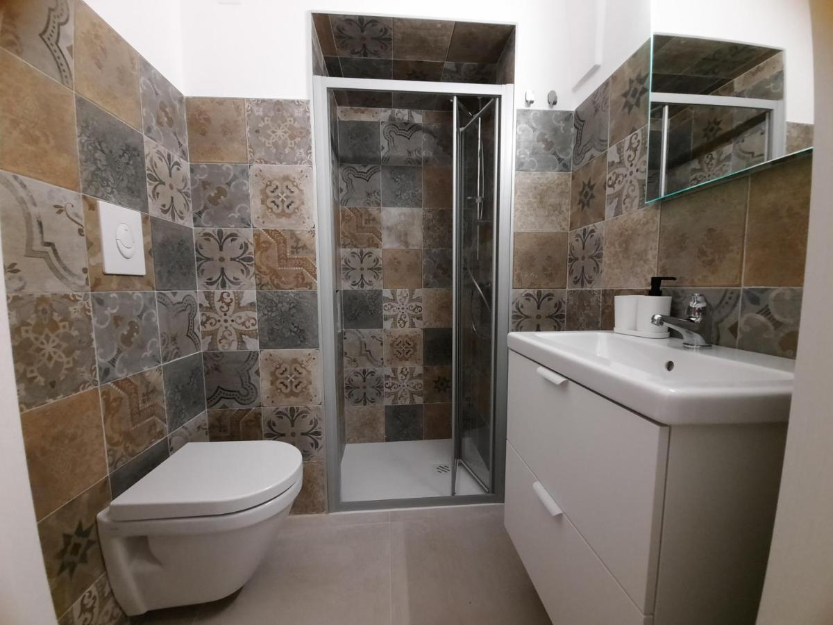 Zia Nenne Holiday Rooms Monopoli Εξωτερικό φωτογραφία