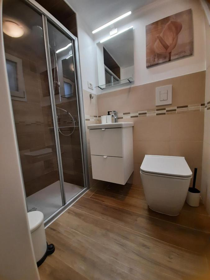 Zia Nenne Holiday Rooms Monopoli Εξωτερικό φωτογραφία